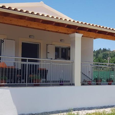 דירות גסטורי Casa Loukia מראה חיצוני תמונה